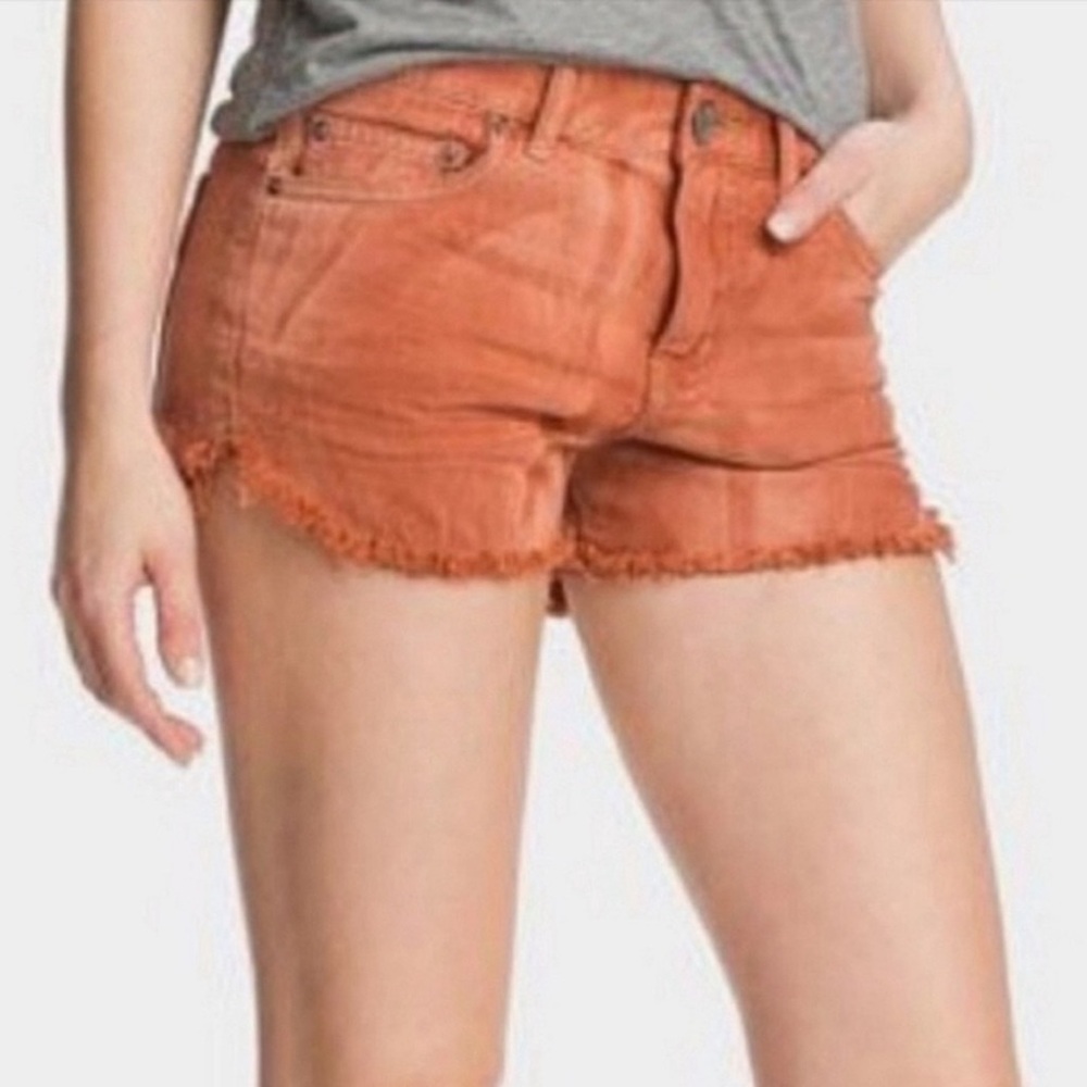 Free People Irreplaceable Tie Dye Denim Shorts in Orange Size 27 EUC